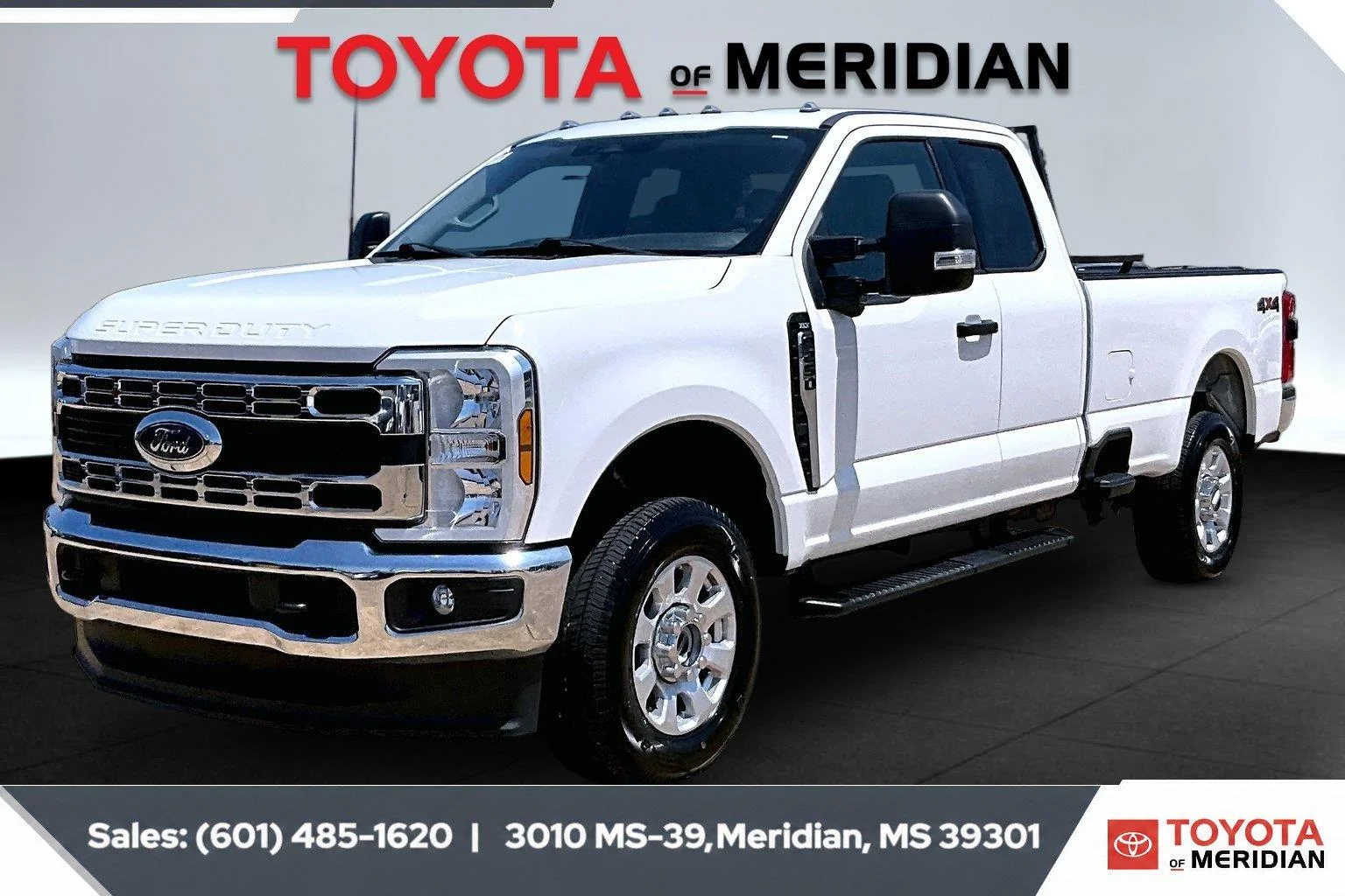 Used 2024 Oxford White Ford XLT image 10