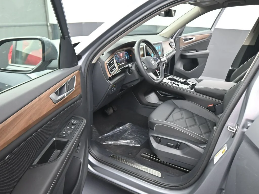 New 2026  Volkswagen 2.0T SE w/Technology image 39