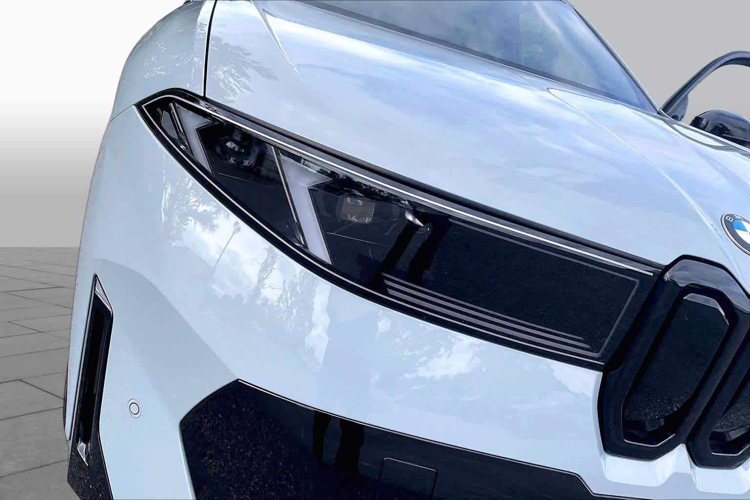 New 2027 Brooklyn Grey Metallic BMW 50 xDrive image 13