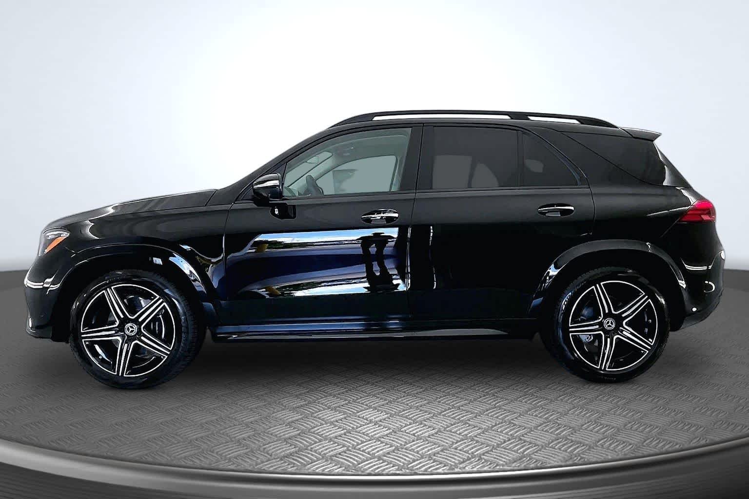 New 2026 Black Mercedes-Benz GLE 350 image 3