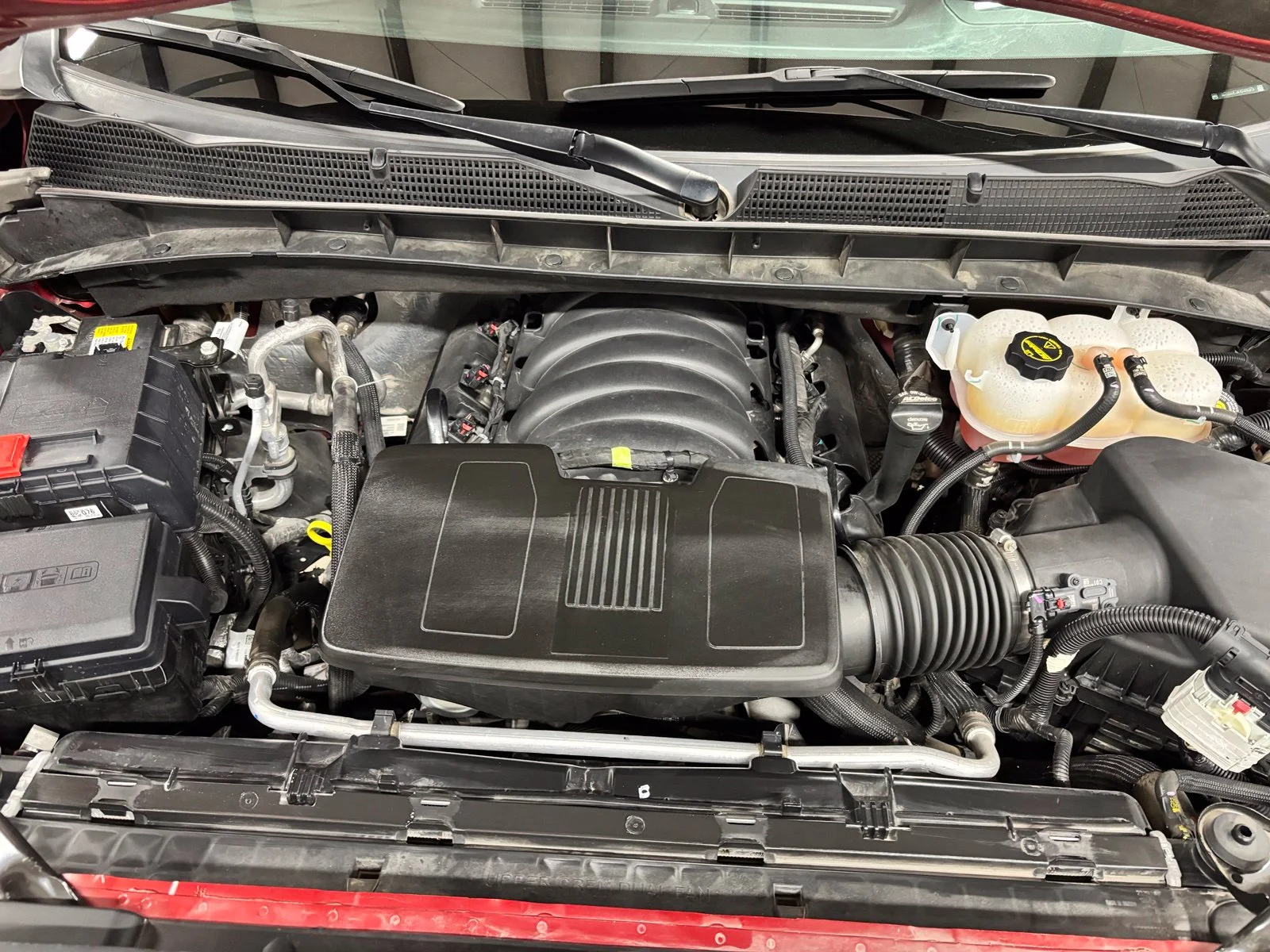 Used 2024 Red GMC Denali image 25