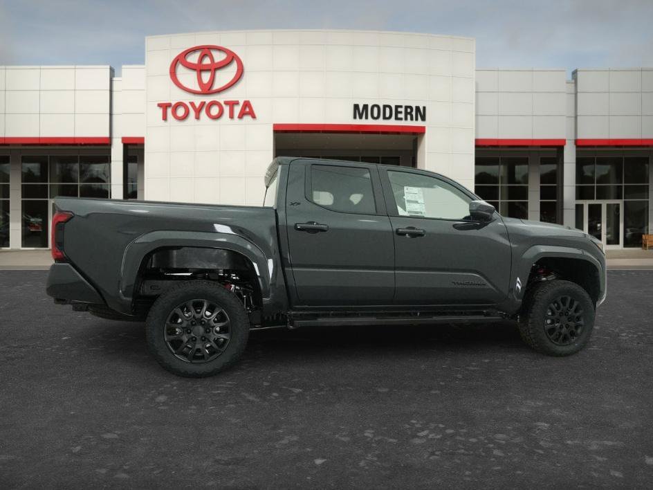 New 2026 Underground Toyota SR5 image 15