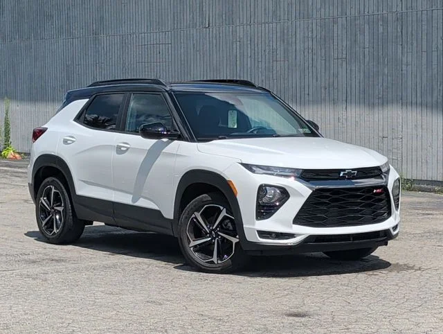 Used 2023 White Chevrolet RS image 11