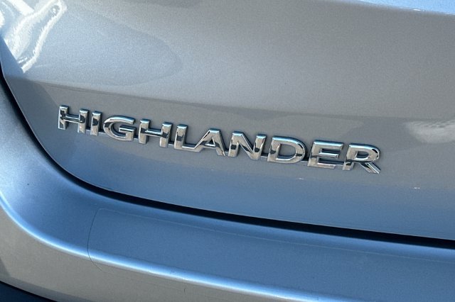 Certified Used 2019 Silver Toyota LE image 32