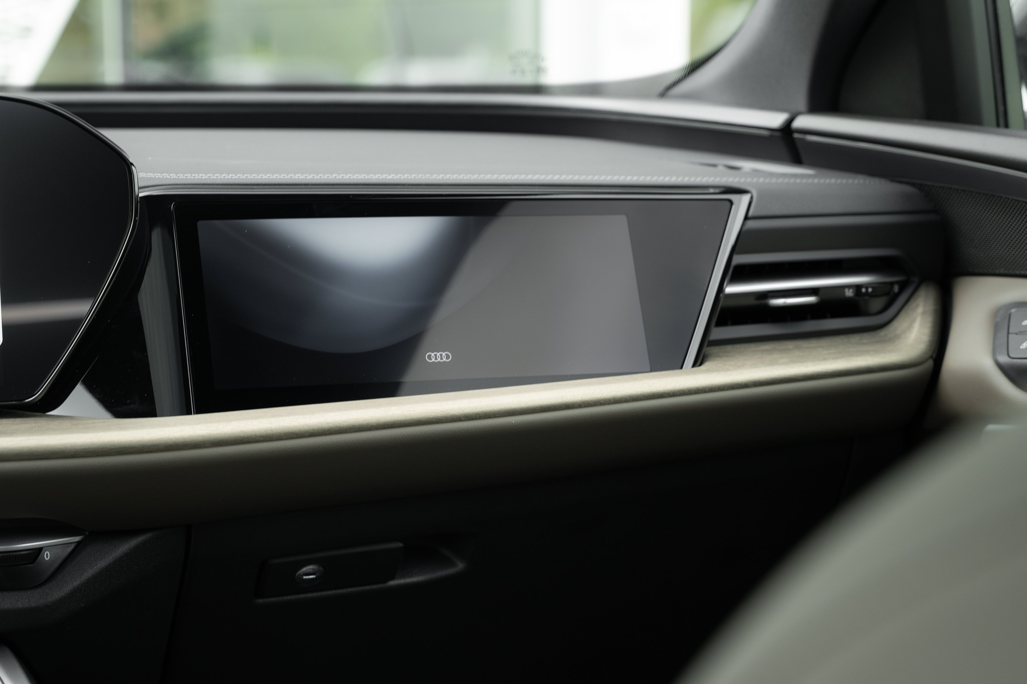 New 2026 Tambora Audi Premium Plus image 15