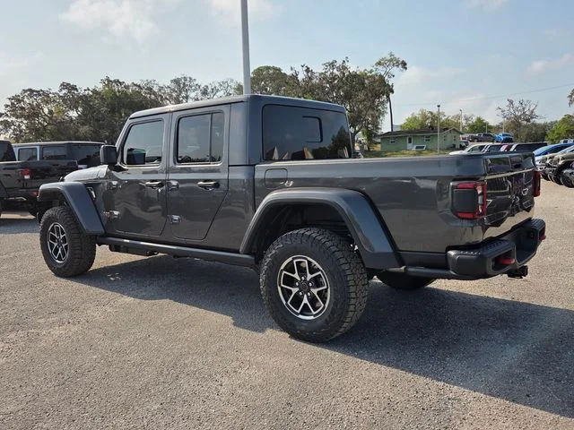 New 2026 Granite Crystal Metallic Clear-Coat Exterior Paint Jeep Rubicon image 5