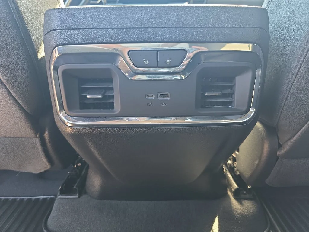 2023 Chevrolet Silverado 1500 LTZ - Photo 22