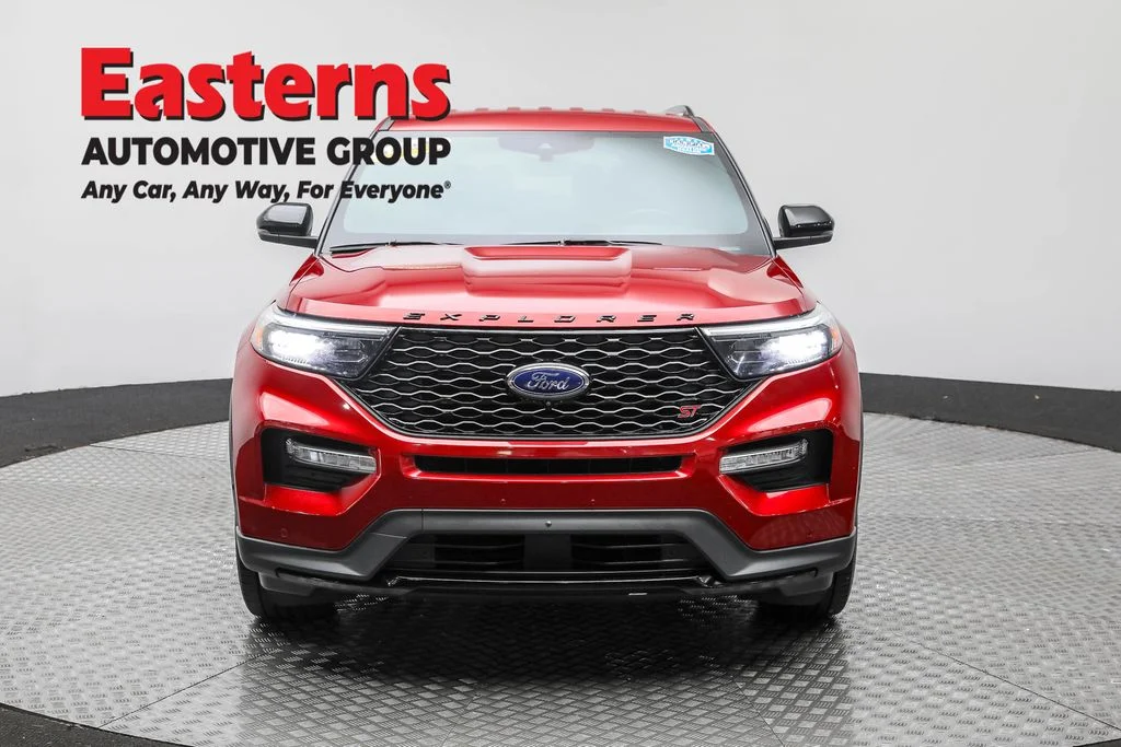 Used 2020 Red Ford ST image 2