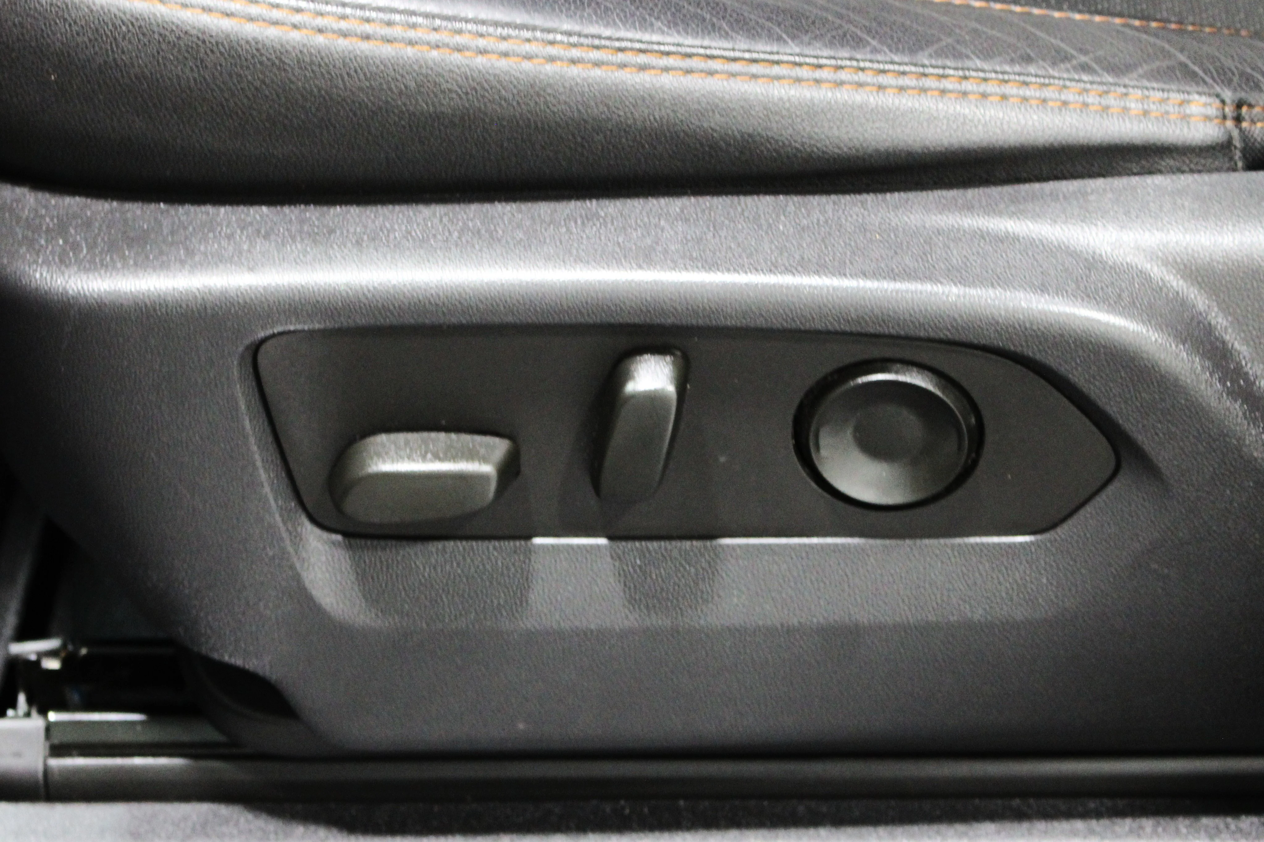 2023 GMC Sierra 1500 AT4 - Photo 5