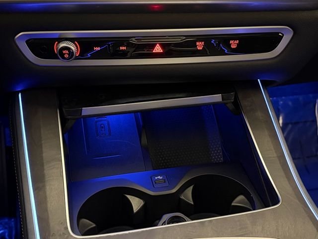 Used 2025 Skyscraper Gray Metallic BMW xDrive40i image 36