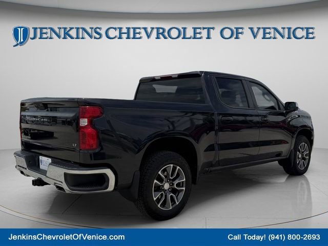 2022 Chevrolet Silverado 1500 LT - Photo 5