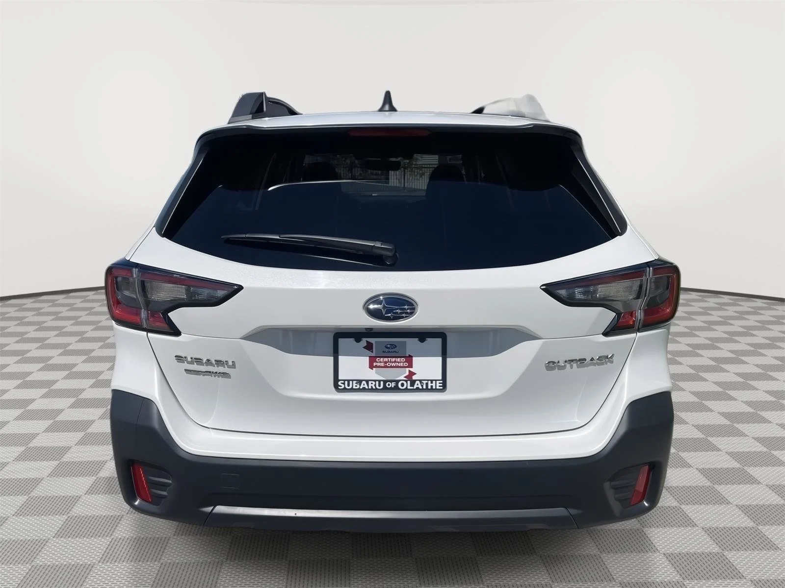 Used 2022 Crystal White Pearl Subaru Premium image 11