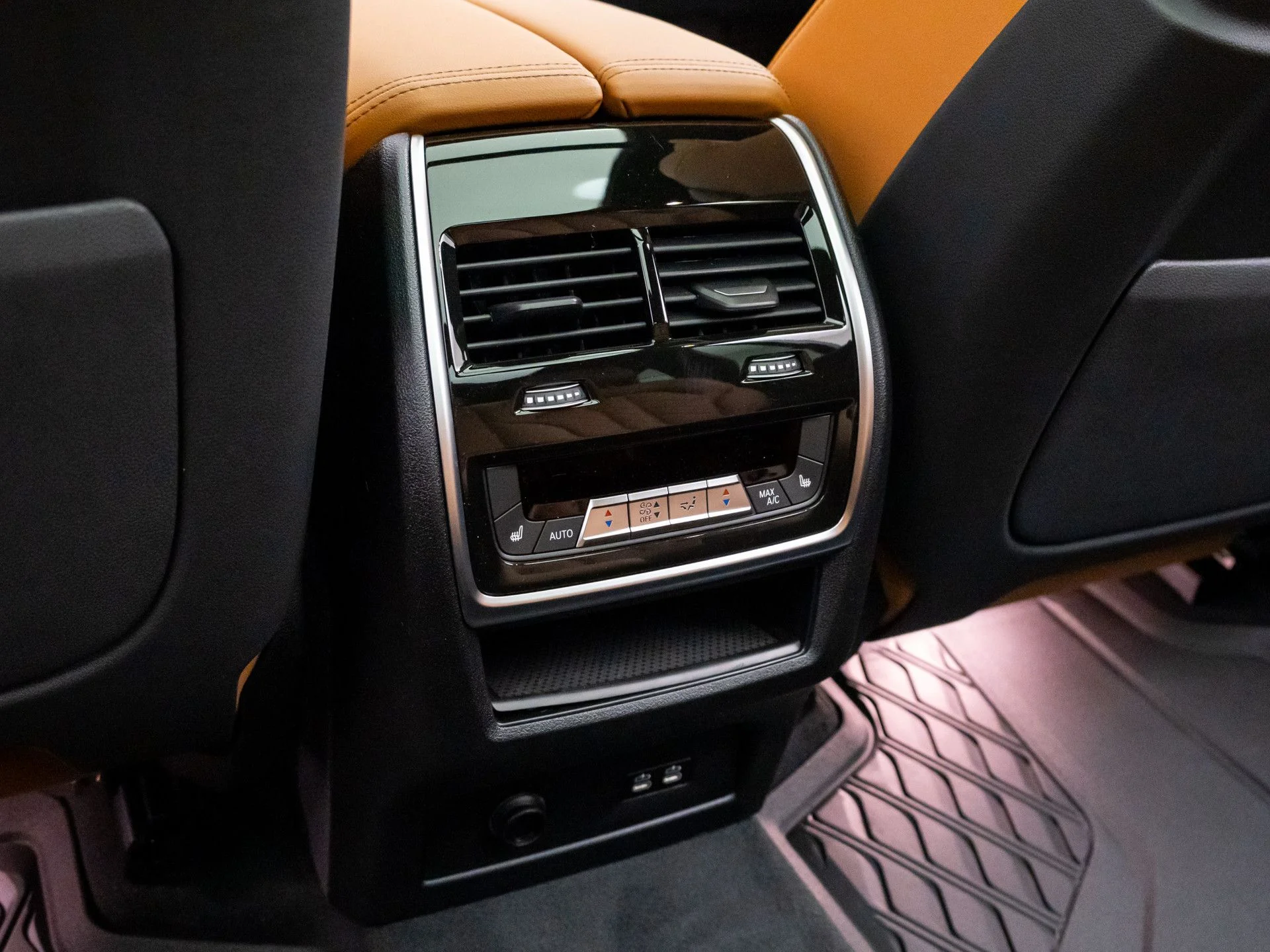 New 2026 Gray BMW xDrive40i image 21