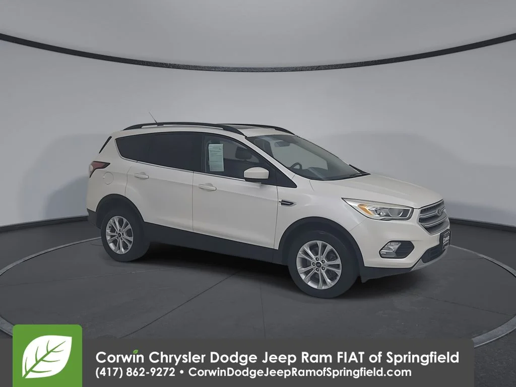Used 2017 White Ford SE image 2