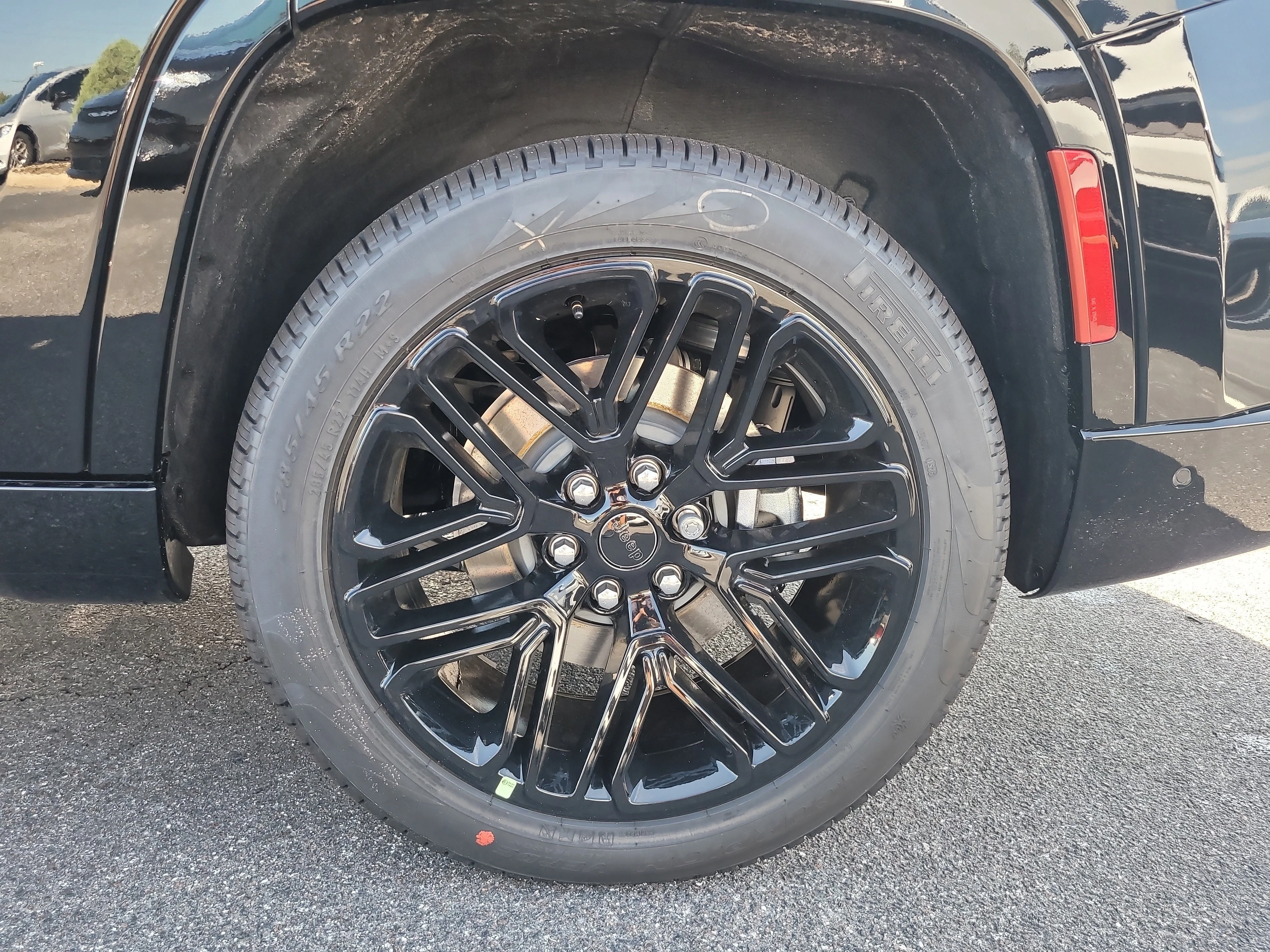 New 2026 High Gloss Black Jeep Limited Reserve image 9