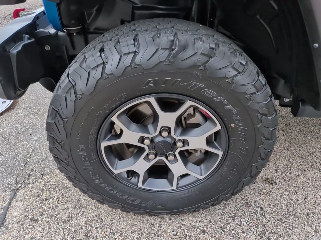 Used 2023 Blue Jeep Rubicon image 17