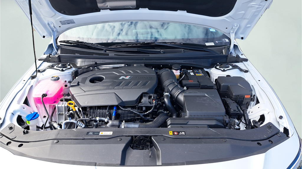 New 2026 White Hyundai Base image 26