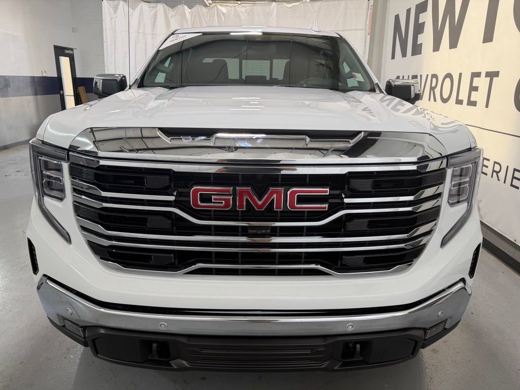 New 2026 Summit White GMC SLT image 37