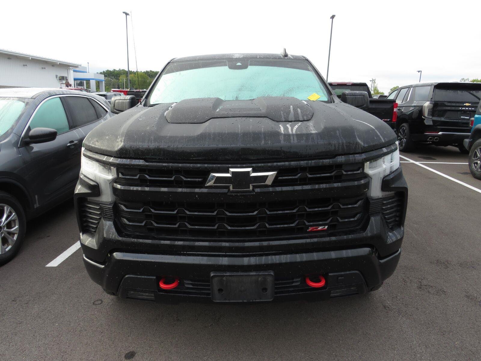 Used 2025 Black Chevrolet LT Trail Boss image 4
