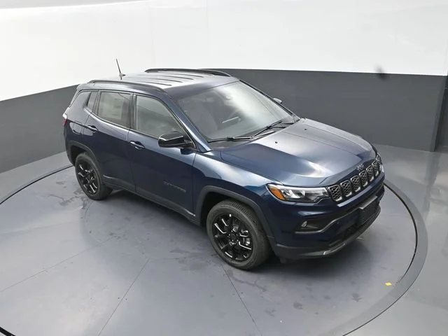 New 2026 Fathom Blue Pearl Coat Jeep Latitude image 11