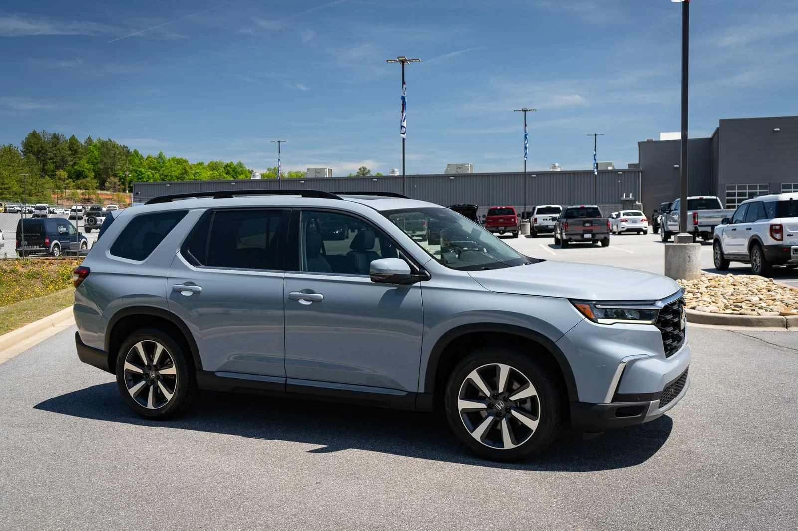 Used 2024  Honda Touring image 12