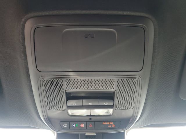 2025 Chevrolet Traverse LT - Photo 38