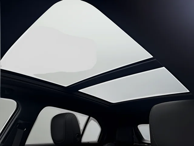 2023 Cadillac XT4 Sport - Photo 18