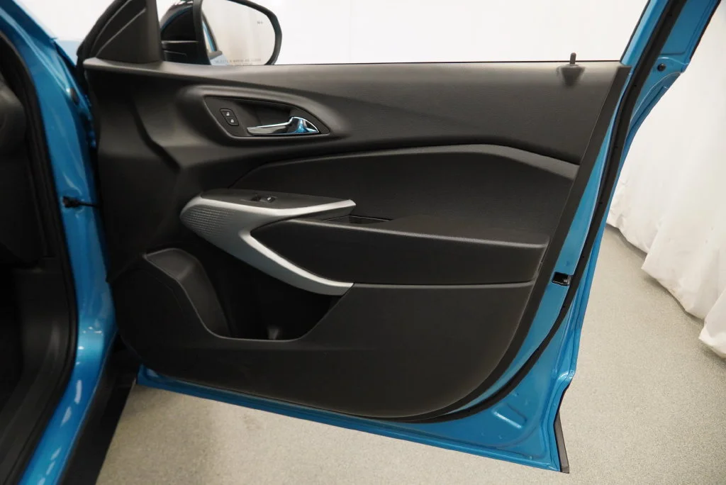 New 2026 Marina Blue Metallic Chevrolet 1RS image 35