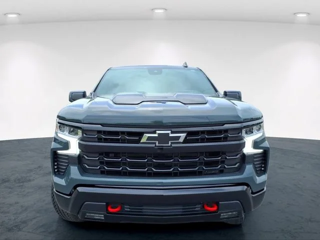 Used 2026 Gray Chevrolet LT Trail Boss image 4