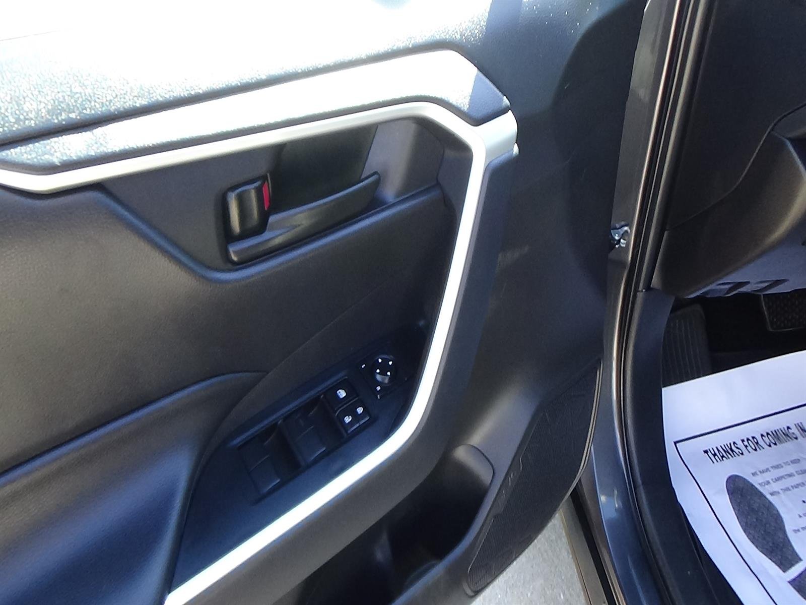 Used 2025 Magnetic Gray Metallic (1g3) Toyota LE image 17
