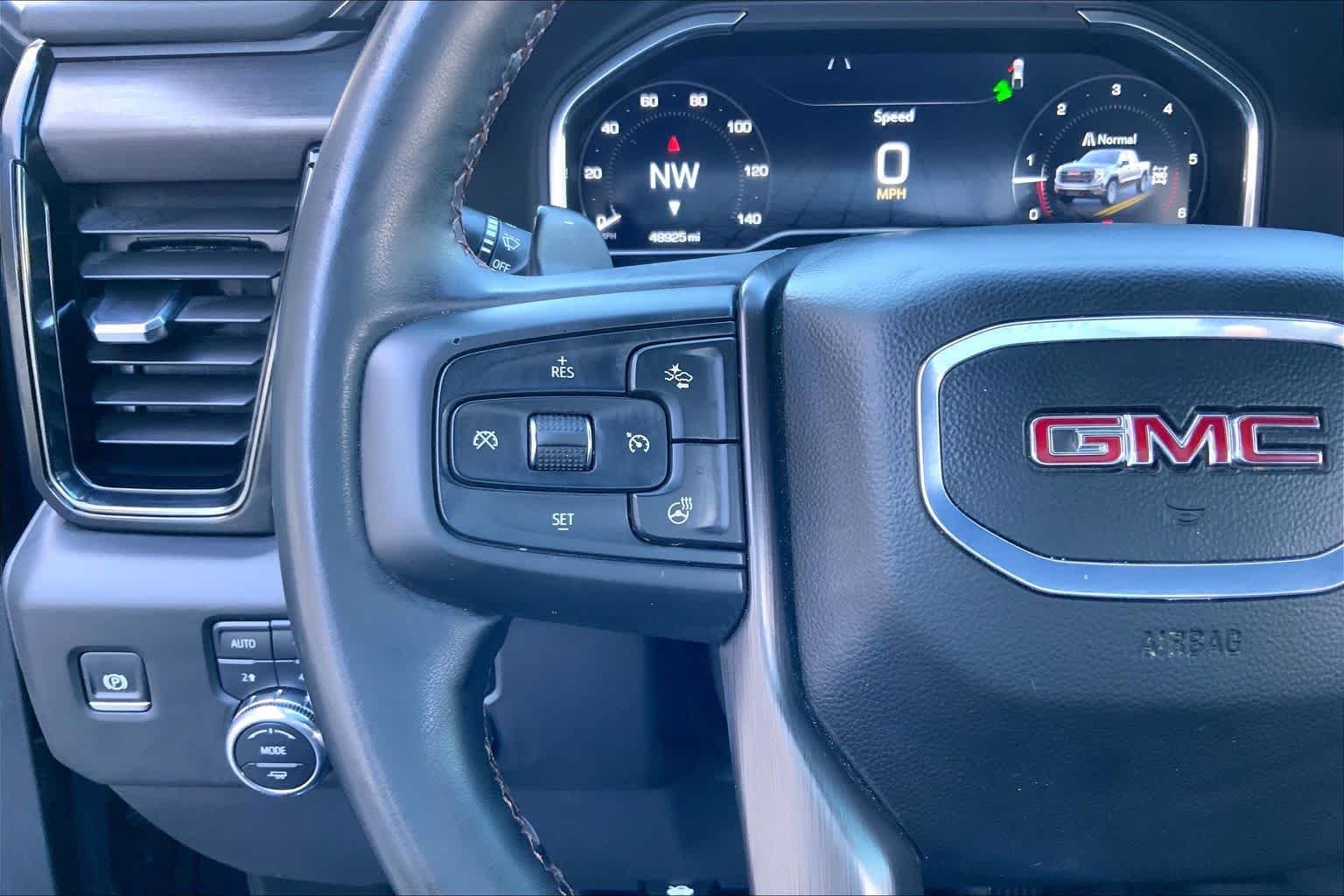 Used 2025 Onyx Black GMC AT4 image 24