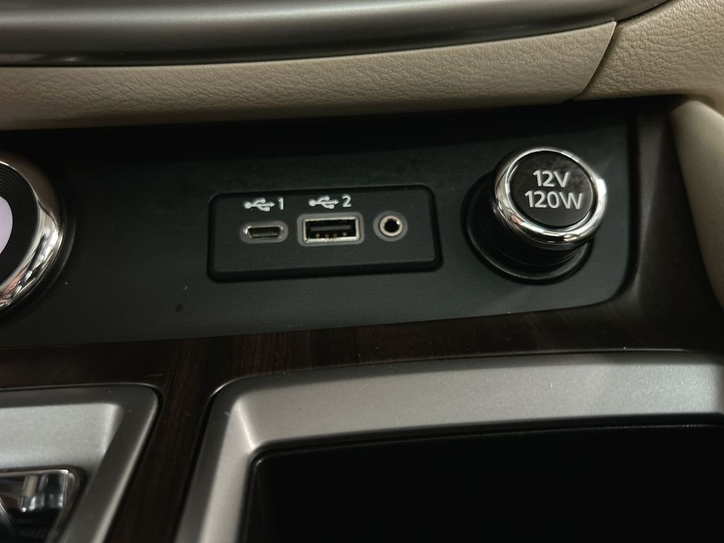 Used 2020 Almond Pearl Nissan Platinum image 34