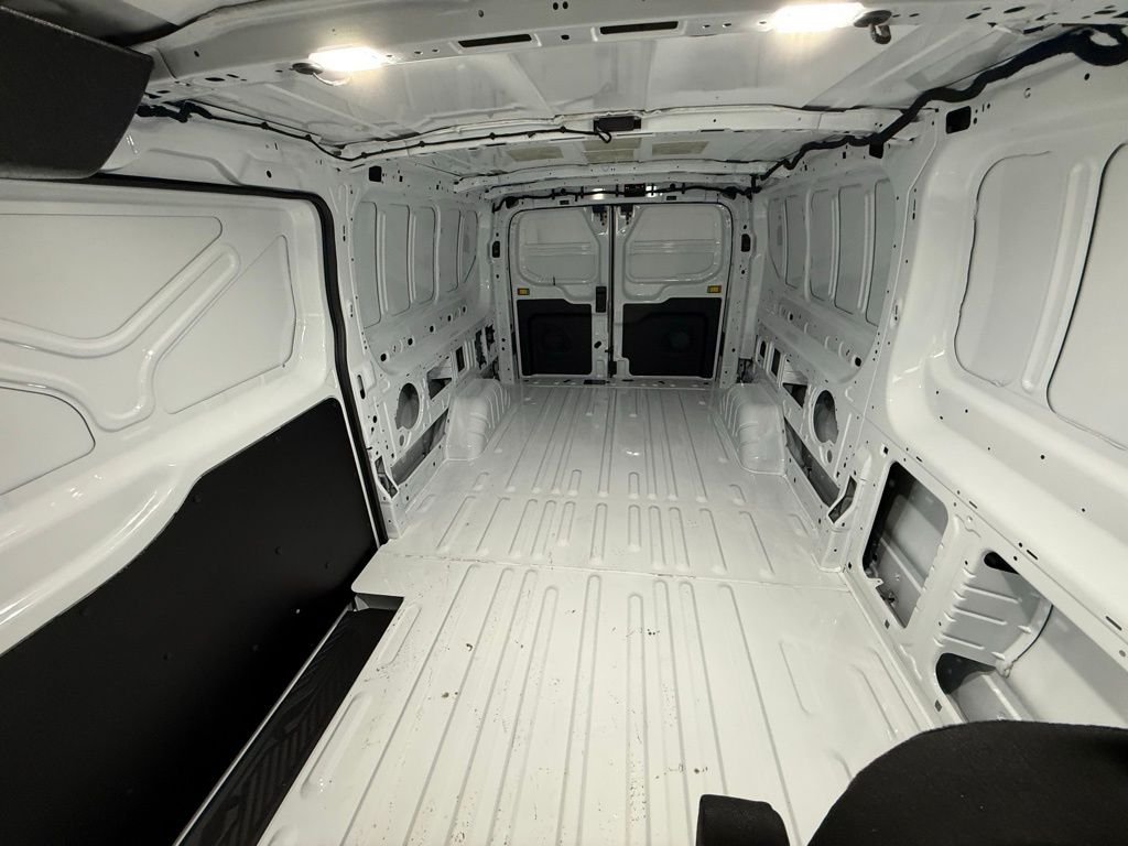 New 2026 Oxford White Ford Cargo Van image 36