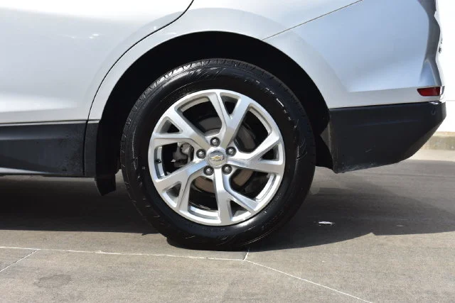 Used 2020 Silver Chevrolet Premier image 8