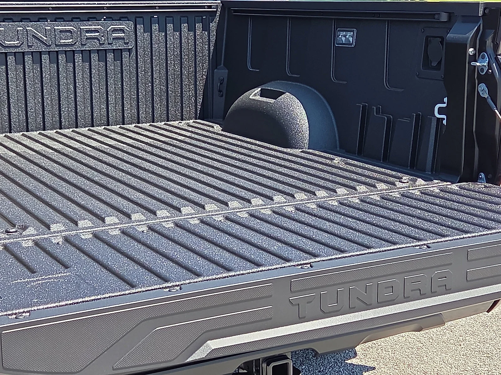 New 2026 Magnetic Gray Metallic Toyota Platinum image 6