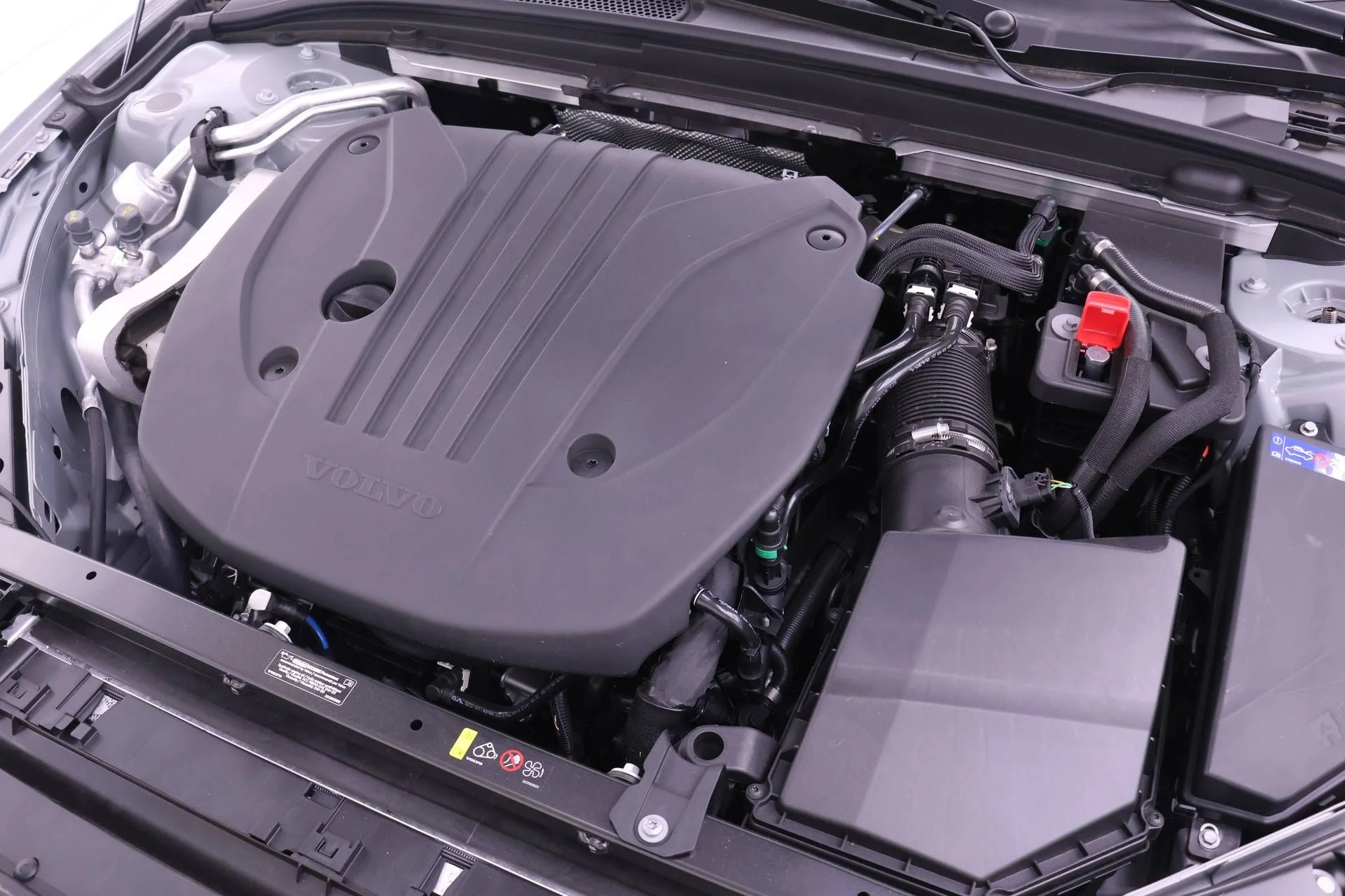 New 2026 Vapour Grey Volvo Plus image 17