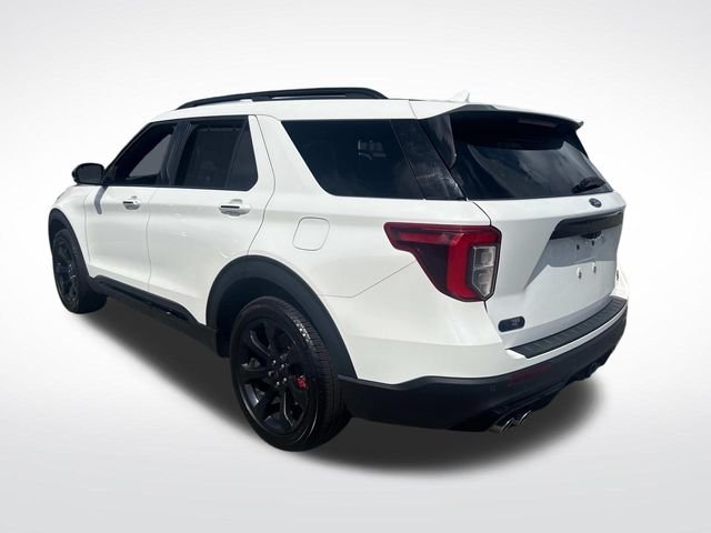 2022 Ford Explorer ST photo 2