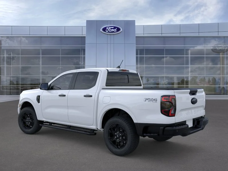 New 2026 Oxford White Ford XLT image 4