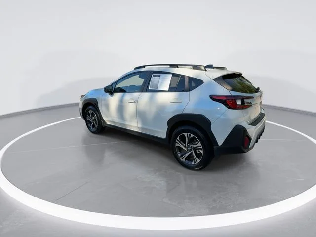 Used 2024  Subaru premium image 6
