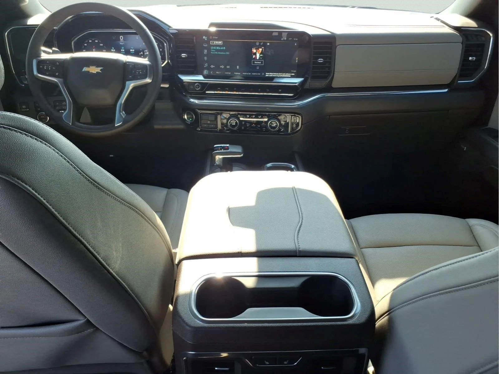 Used 2024 Iridescent Pearl Tricoat Chevrolet LTZ image 16
