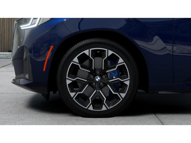New 2026 Tanzanite Blue II Metallic BMW M50 xDrive image 7