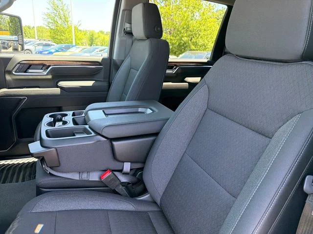 2026 GMC Sierra 2500HD SLE - Photo 18