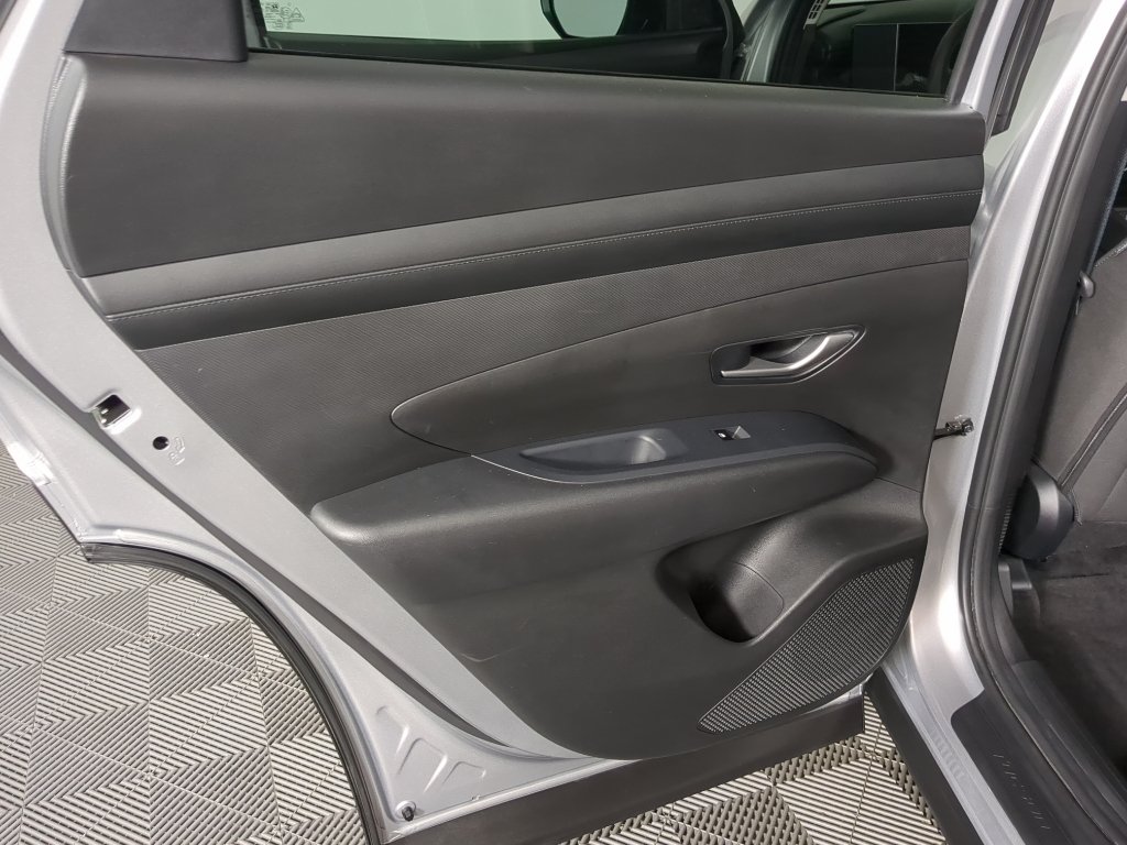 Used 2025 Shimmering Silver Hyundai SEL image 16