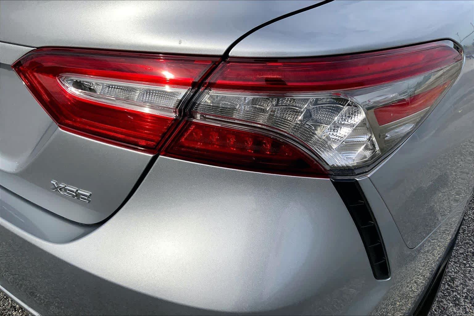 Used 2019 Celestial Silver/Midnight Black Metallic Toyota XSE image 30