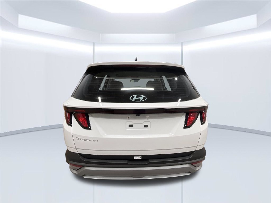 New 2026 White Hyundai SE image 4