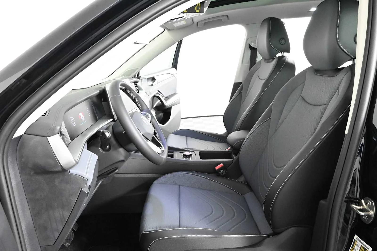 New 2026 Deep Black Pearl Volkswagen SE image 20