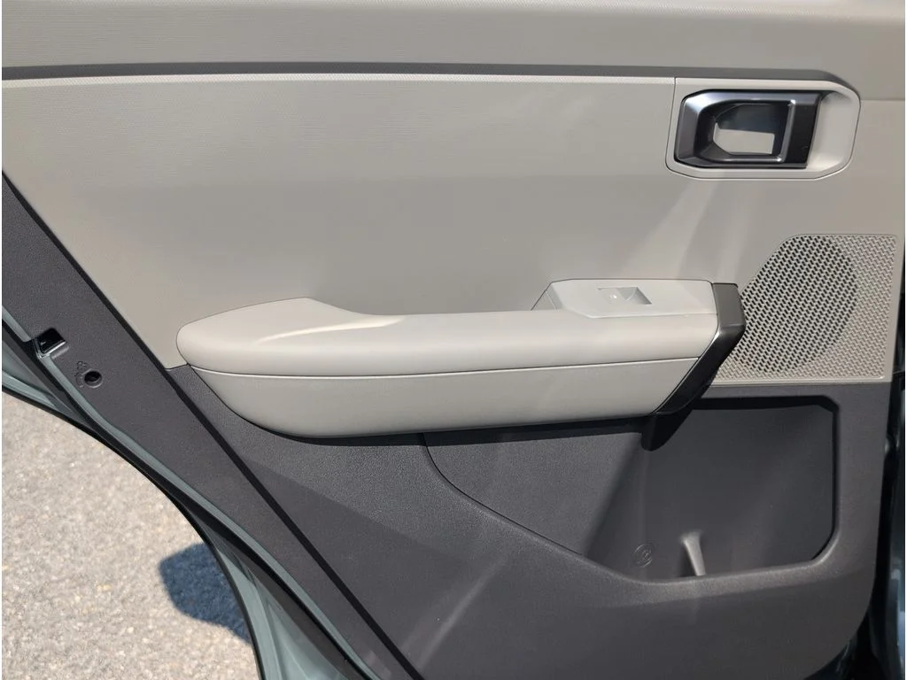 New 2027 Iceberg Green Kia S image 30