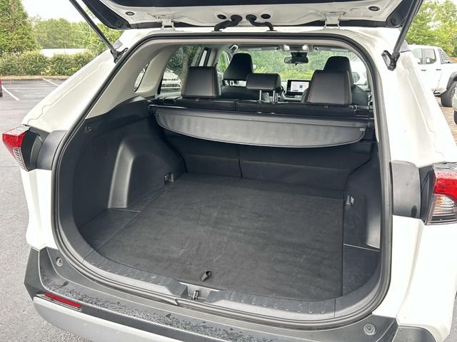 Used 2024 White Toyota Adventure image 12