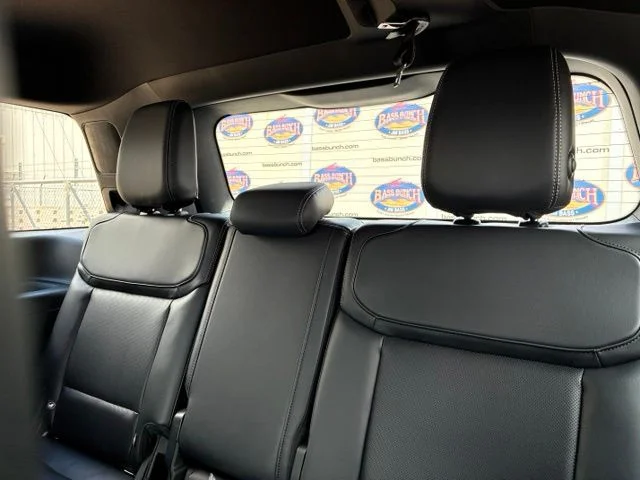 New 2026 Gray Ford Platinum image 11