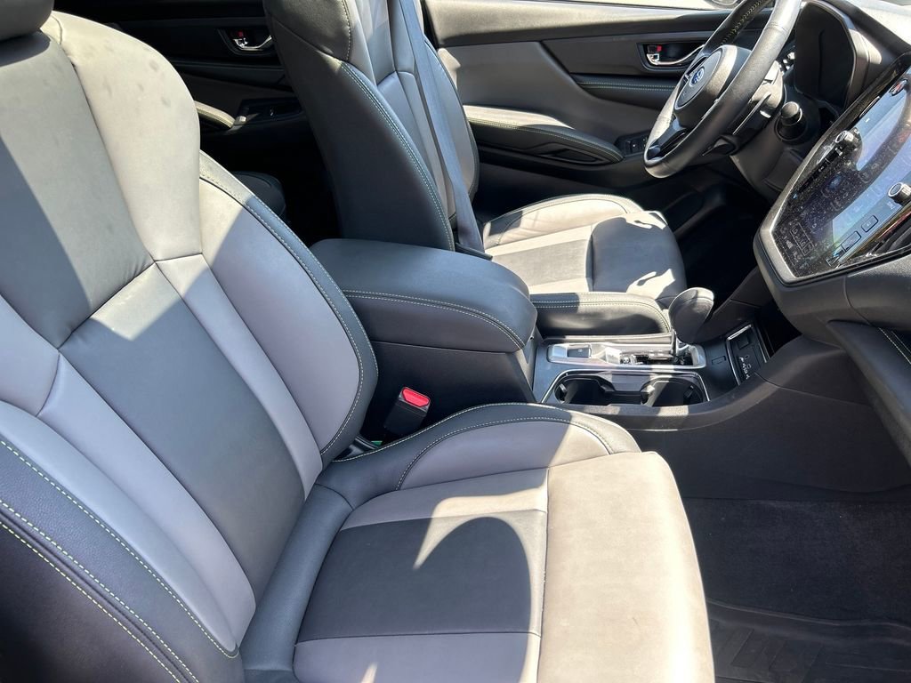 Used 2024 Green Subaru Onyx Edition 7-Passenger image 13